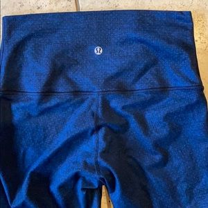 Lululemon Cropped Leggings | Size 6